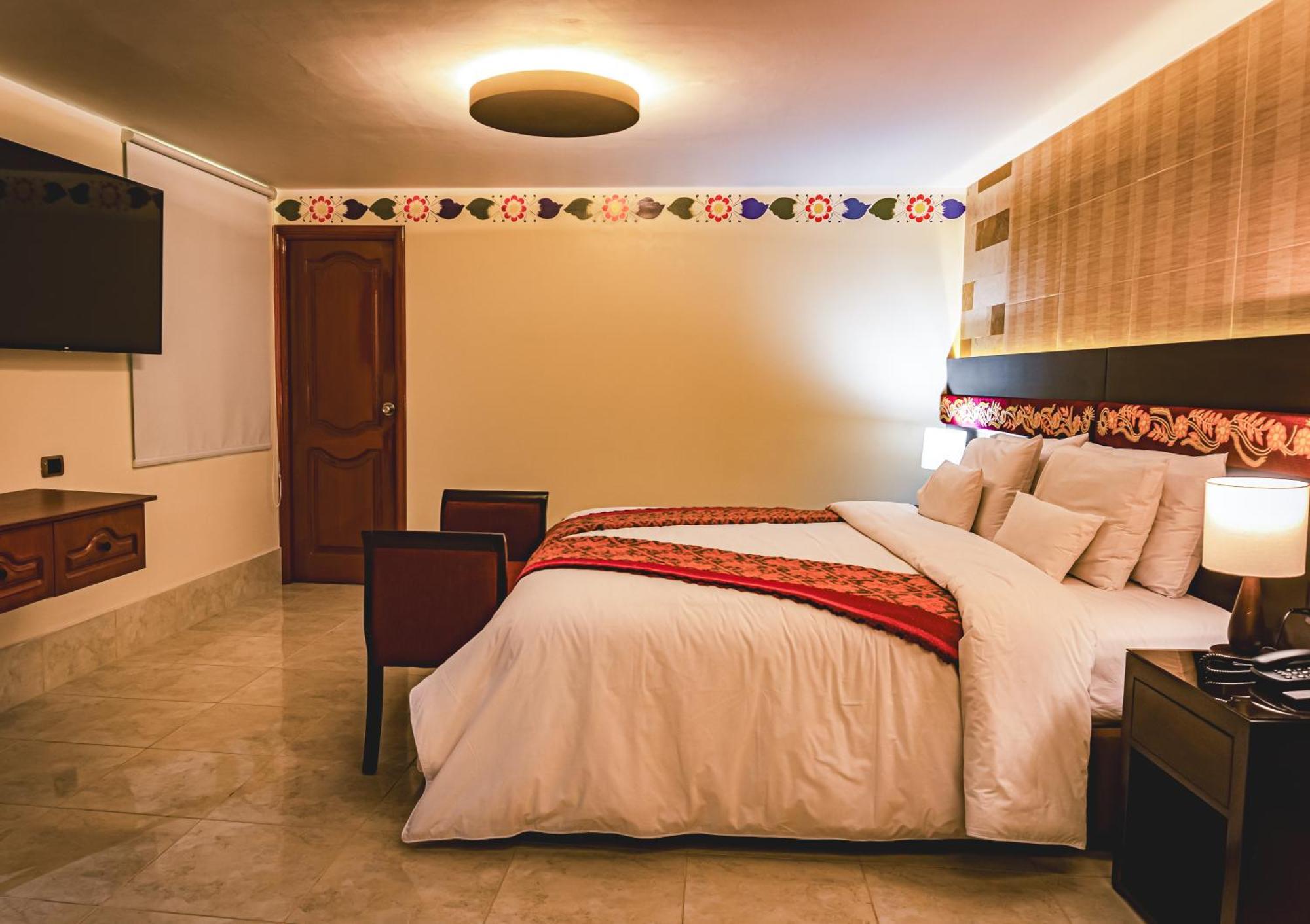Altipacha Ayacucho Hotel Экстерьер фото